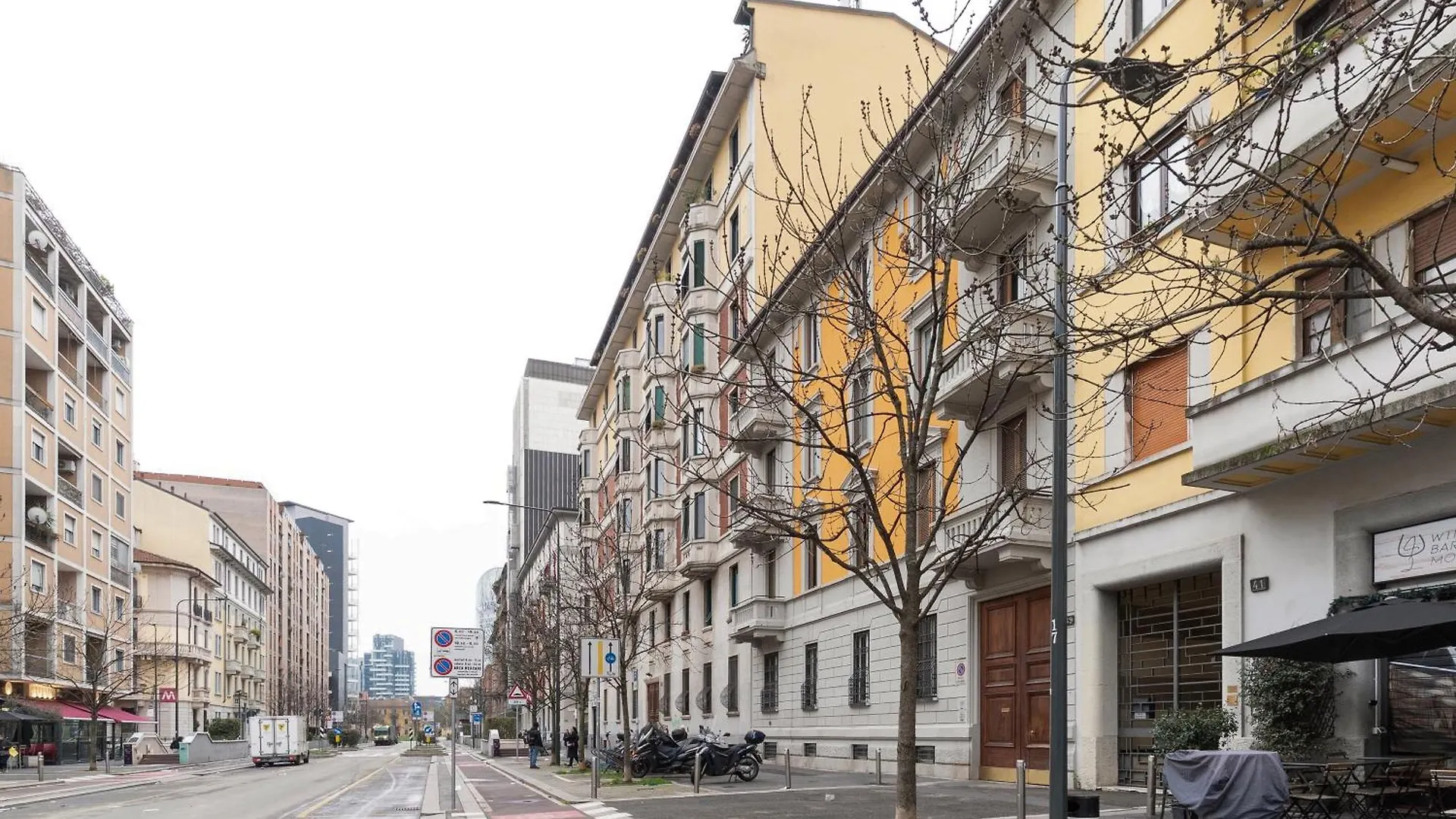 Garibaldi - Isola - Luminoso Bilocale Con Balcone Apartment Milan Italy